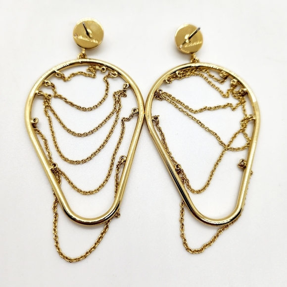 BaubleBar Gold Tone Half Hoop Chain Mail Earrings NWT - Picture 3 of 7